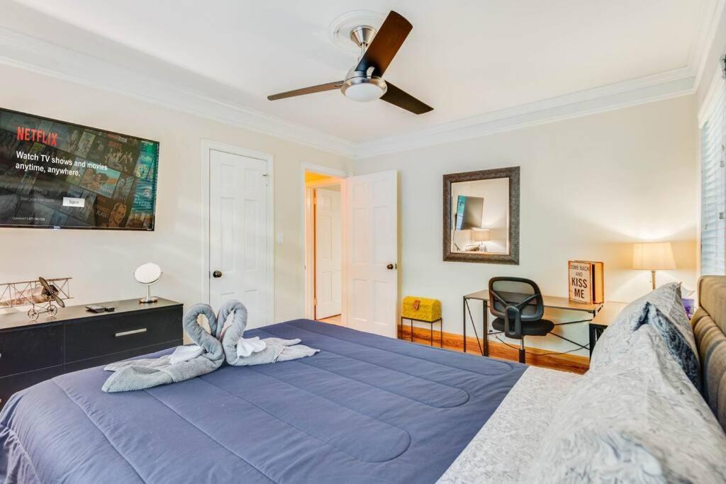 Stunning Atl 5Bdr Home Near Cdc Emory Sleeps 12 Атланта Экстерьер фото