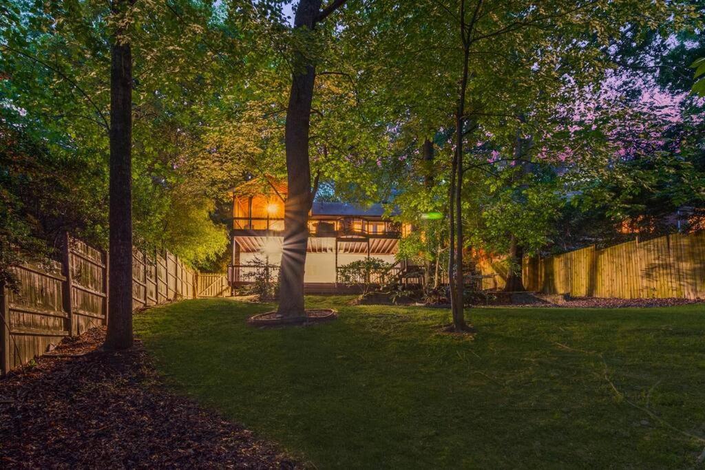 Stunning Atl 5Bdr Home Near Cdc Emory Sleeps 12 Атланта Экстерьер фото