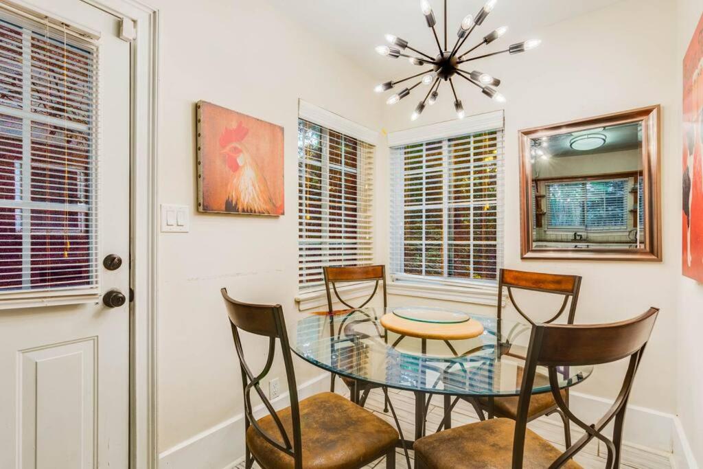 Stunning Atl 5Bdr Home Near Cdc Emory Sleeps 12 Атланта Экстерьер фото