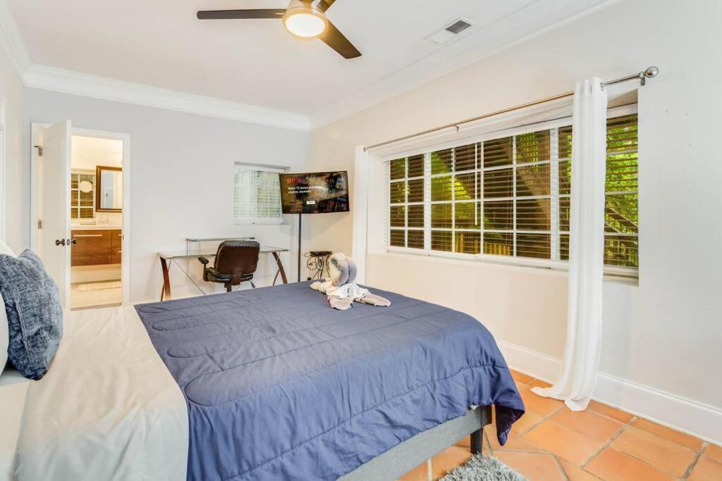 Stunning Atl 5Bdr Home Near Cdc Emory Sleeps 12 Атланта Экстерьер фото