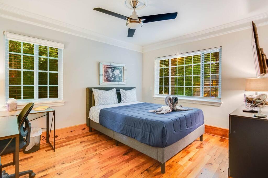 Stunning Atl 5Bdr Home Near Cdc Emory Sleeps 12 Атланта Экстерьер фото