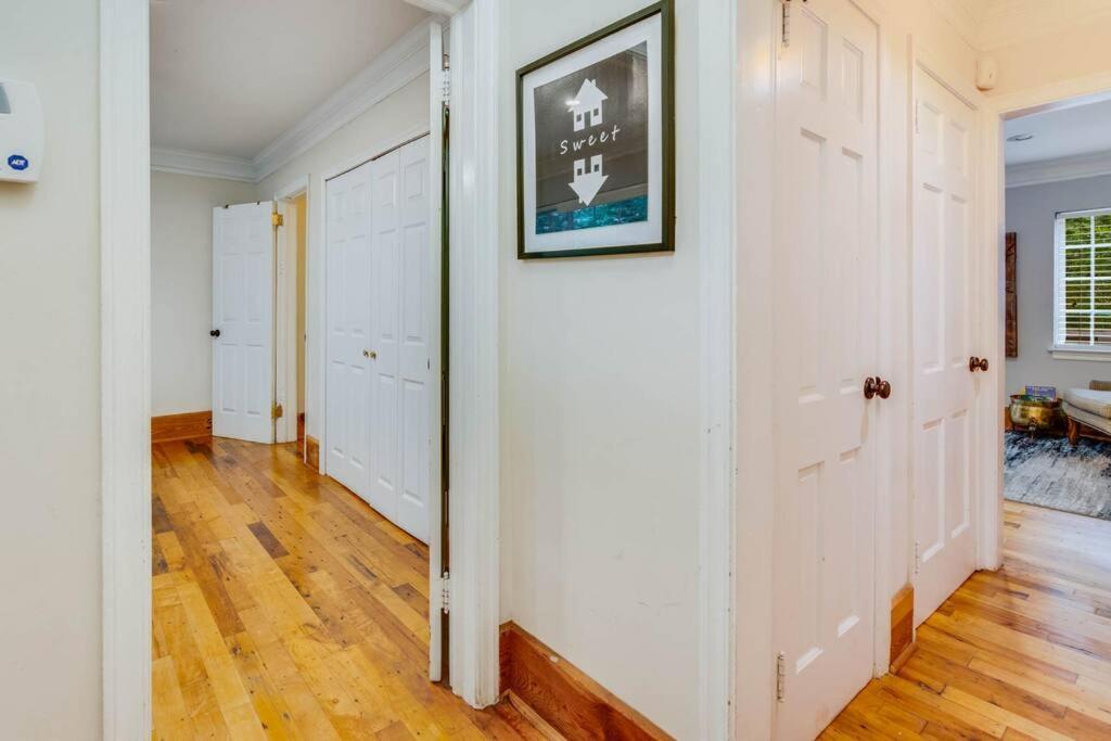 Stunning Atl 5Bdr Home Near Cdc Emory Sleeps 12 Атланта Экстерьер фото