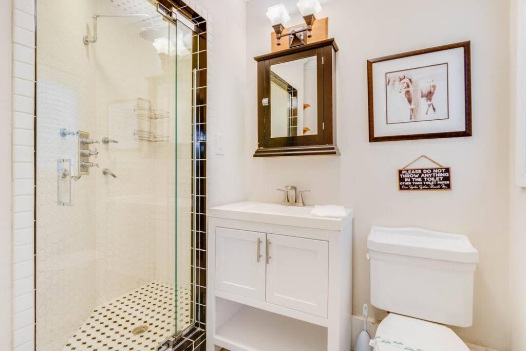 Stunning Atl 5Bdr Home Near Cdc Emory Sleeps 12 Атланта Экстерьер фото